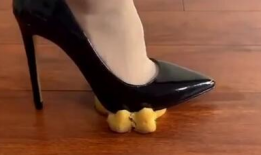 高跟鞋视频
